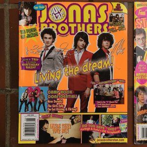 Popstar Magazines (2008)